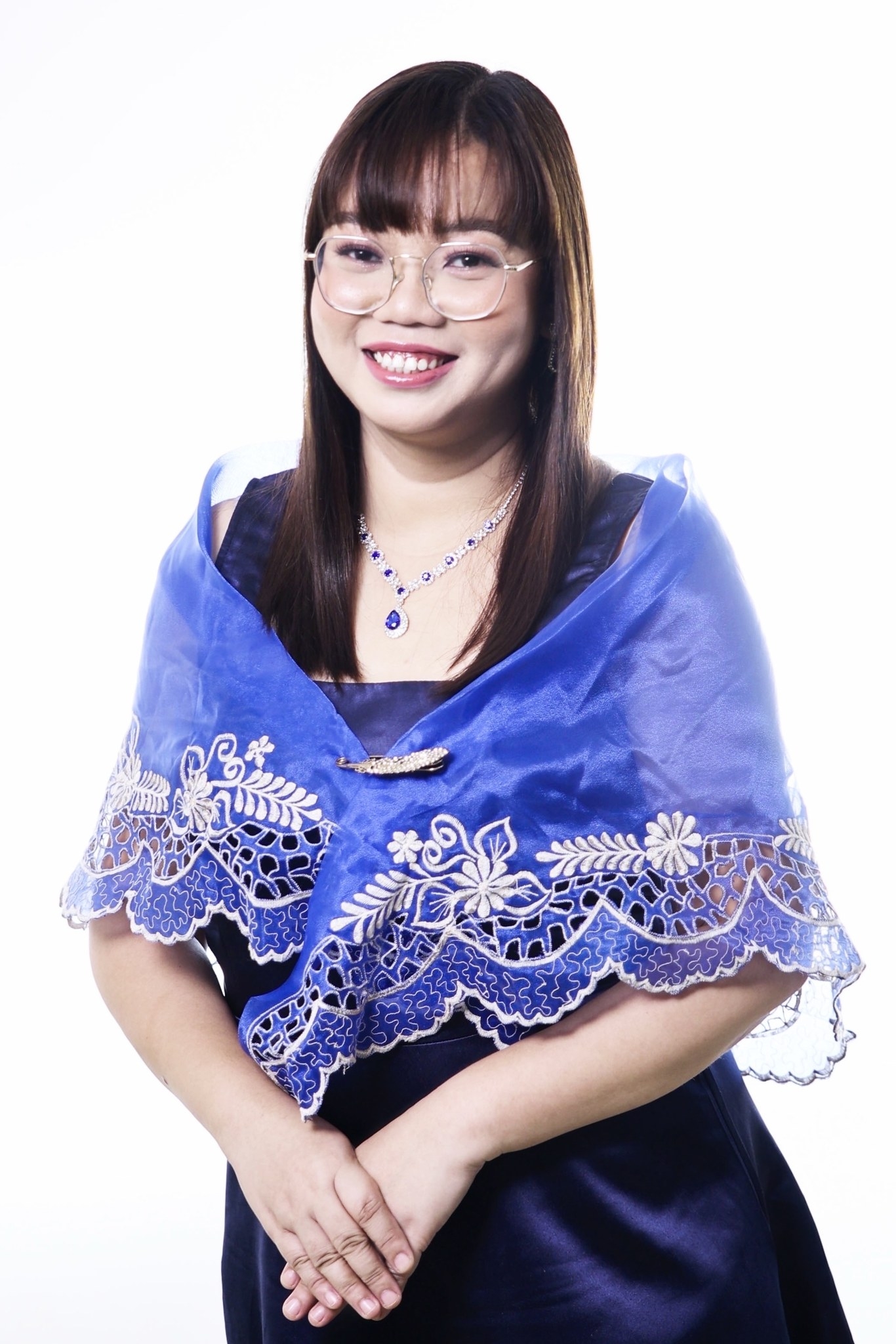 MARIEL MAKINANO